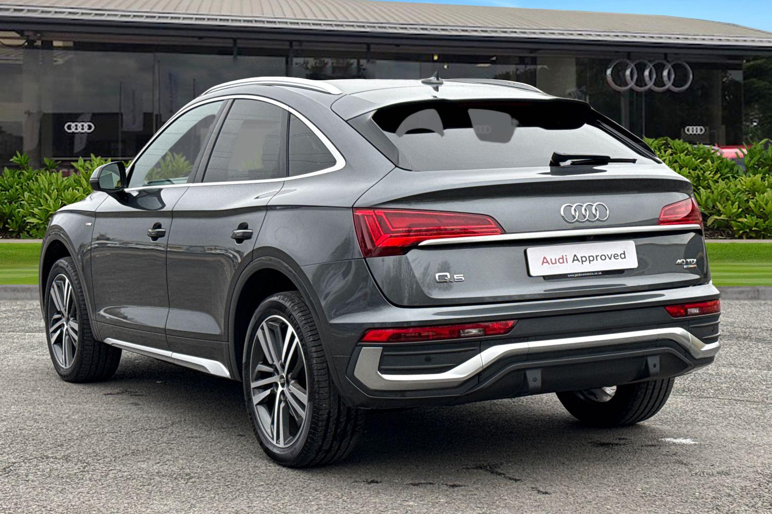 Used Audi Q5 2023 for sale - 77812486: Photo 2