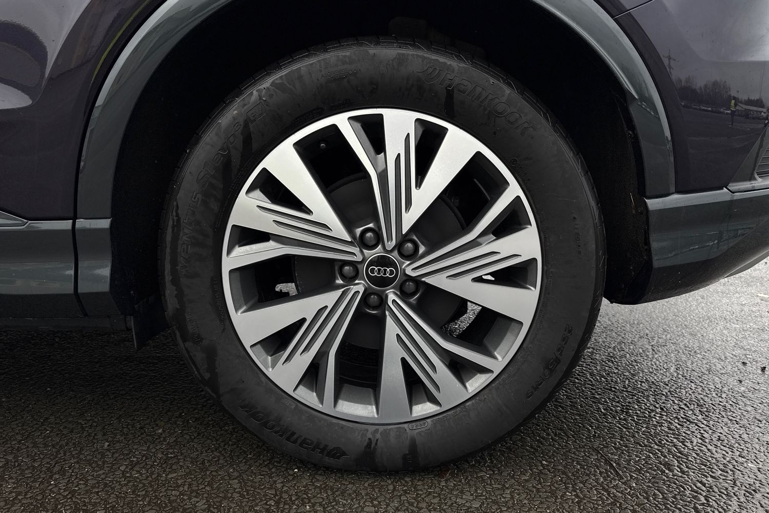 Used Audi Q4 e-tron 2025 for sale - 76558216: Photo 12