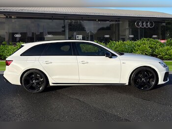 Used Audi A4 Avant 2021 for sale - 76968040: Photo
