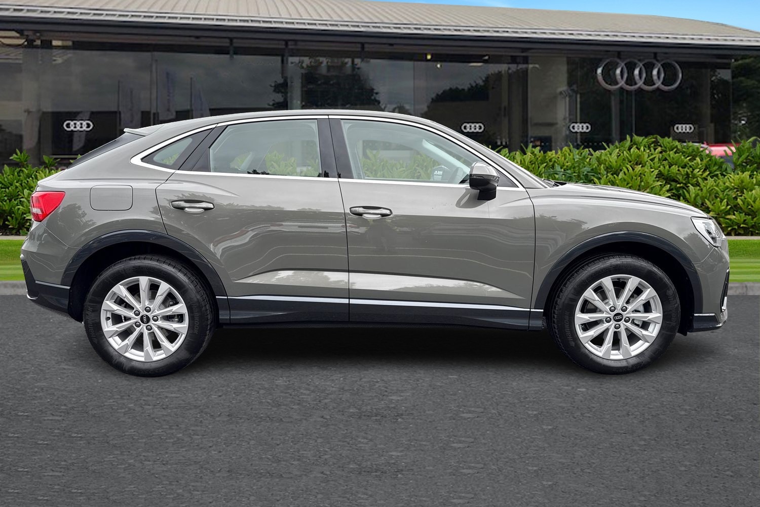 Used Audi Q3 2025 for sale - 77390281: Photo 3