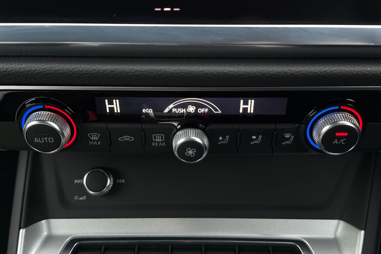 Used Audi Q3 2023 for sale - 77068759: Photo 22