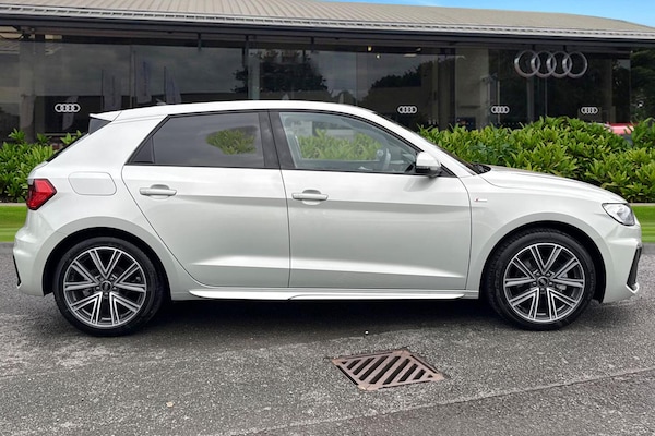 Used Audi A1 2025 for sale - 76207142: Photo 3