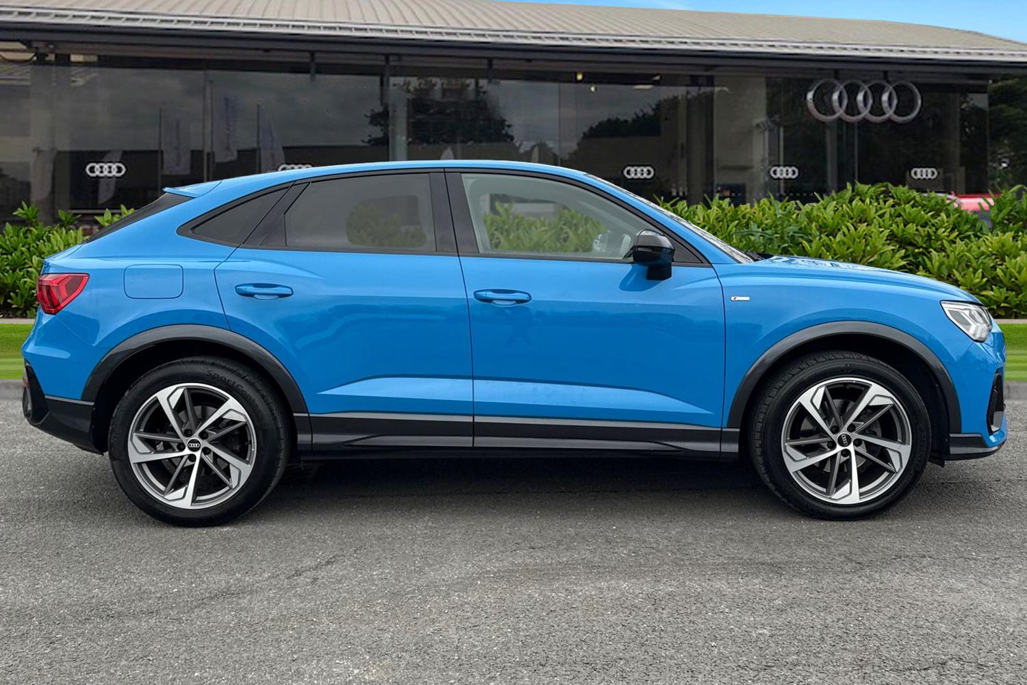 Used Audi Q3 2021 for sale - 77429597: Photo 3