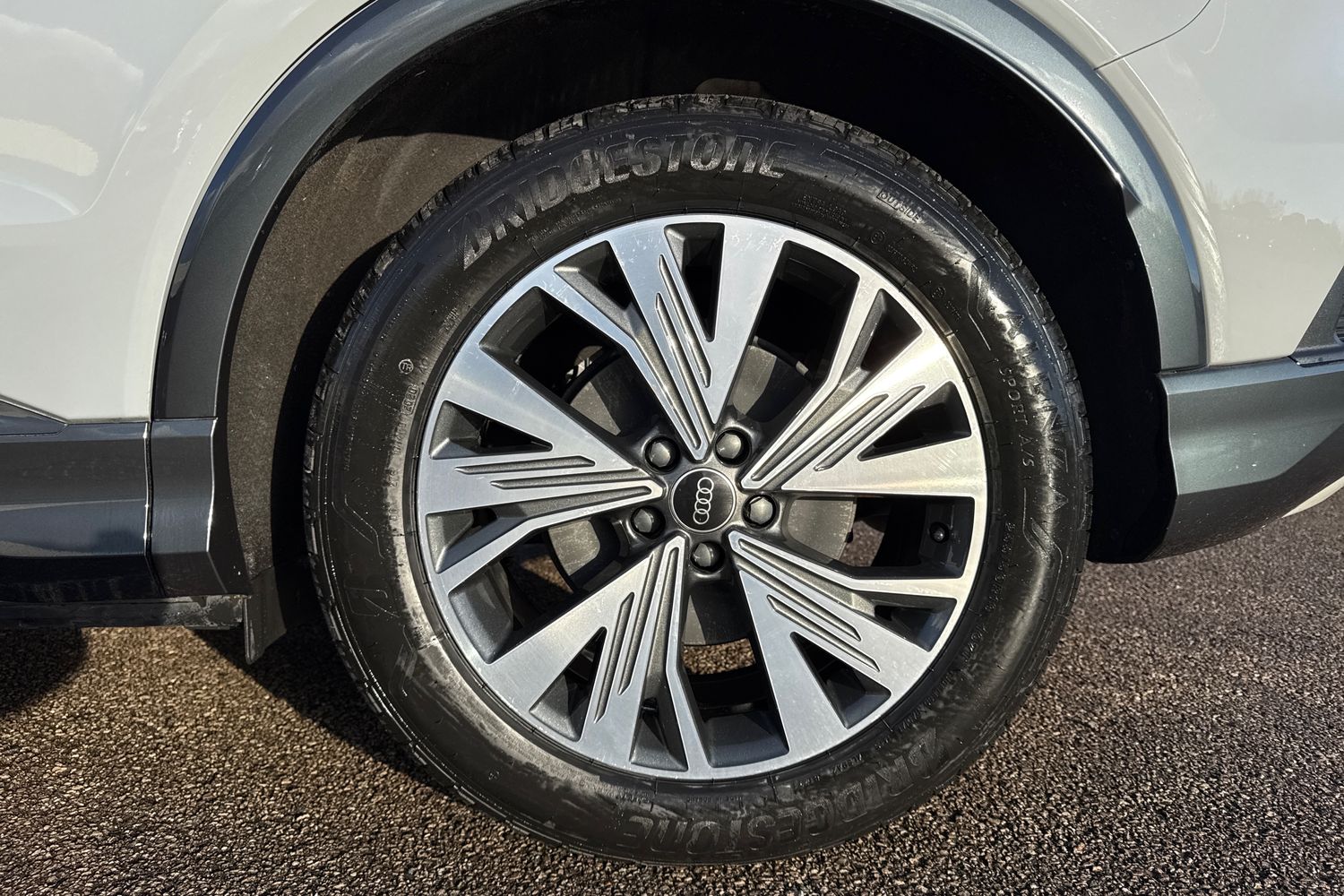 Used Audi Q4 e-tron 2024 for sale - 77128928: Photo 23