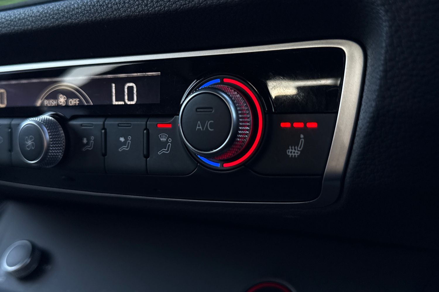 Used Audi RS Q3 2022 for sale - 77733629: Photo 36