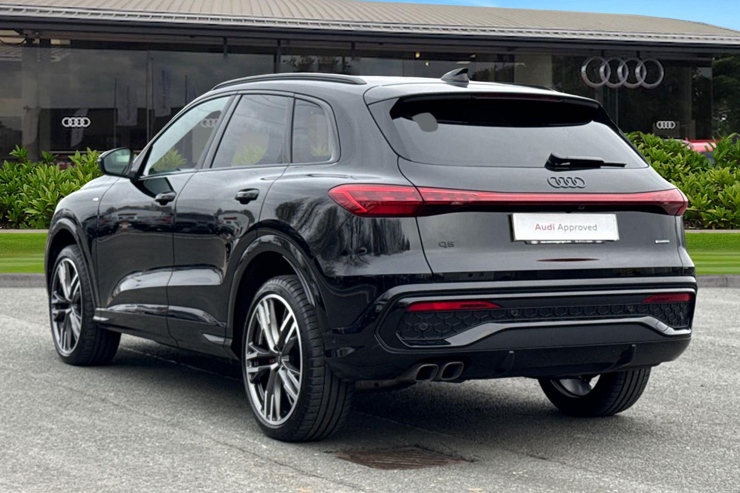 Used Audi Q5 2025 for sale - 77601575: Photo 2