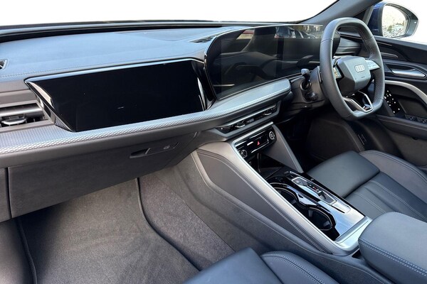 Used Audi Q5 2025 for sale - 76320337: Photo 14