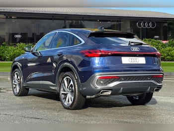 Used Audi Q5 2025 for sale - 76320337: Photo 2