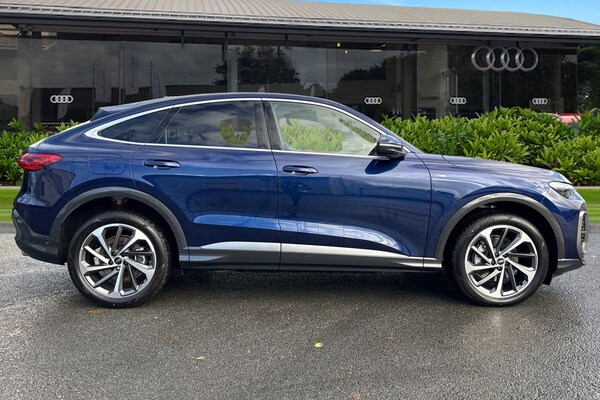 Used Audi Q5 2025 for sale - 76320337: Photo 3