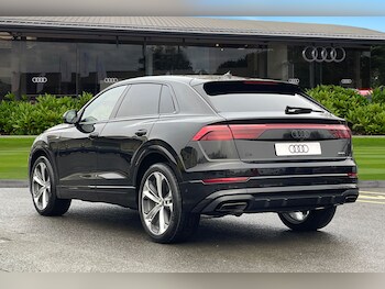 Used Audi Q8 2025 for sale - 76480894: Photo