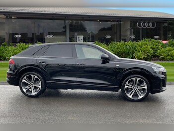 Used Audi Q8 2025 for sale - 76480894: Photo