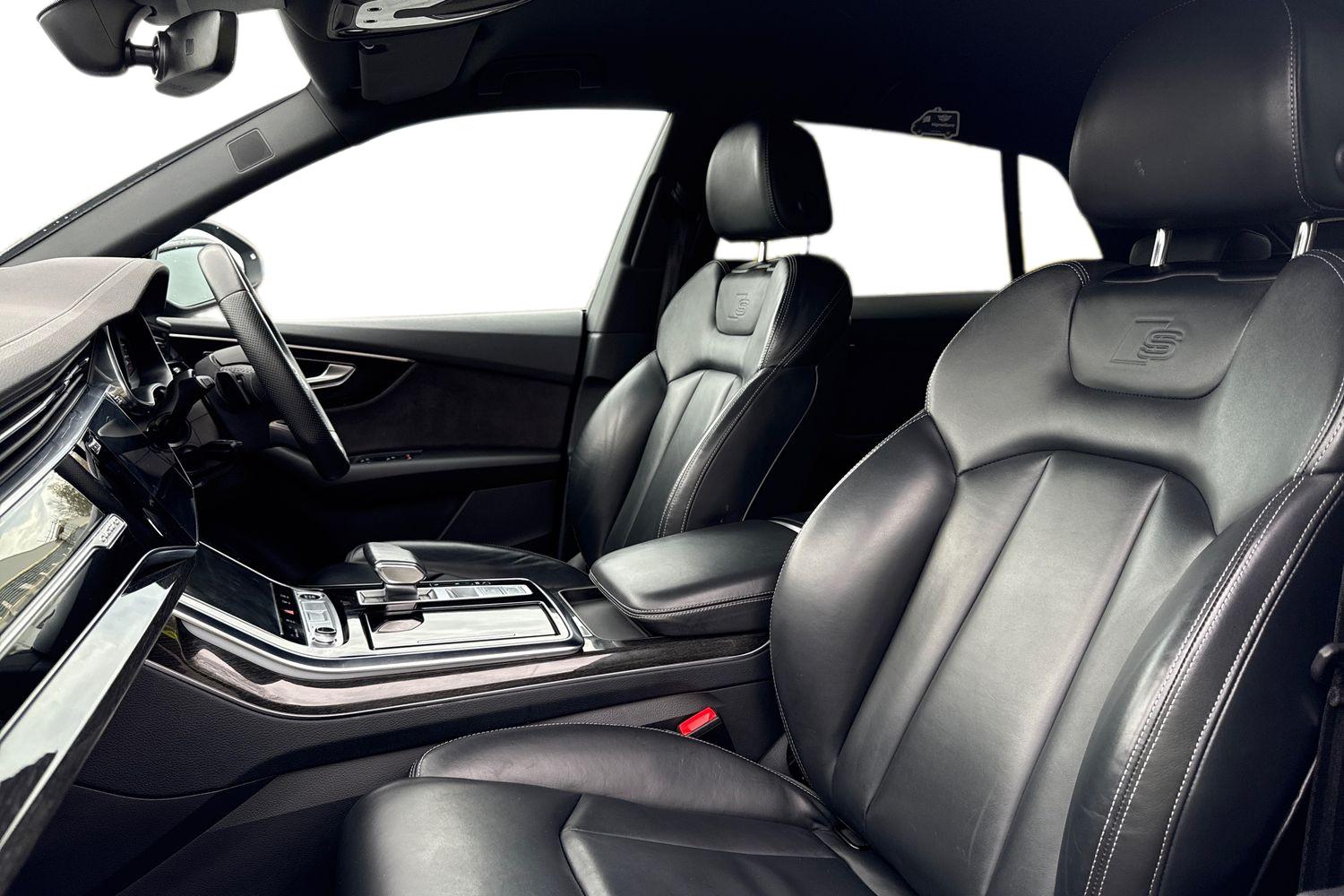 Used Audi Q8 2023 for sale - 76723695: Photo 10