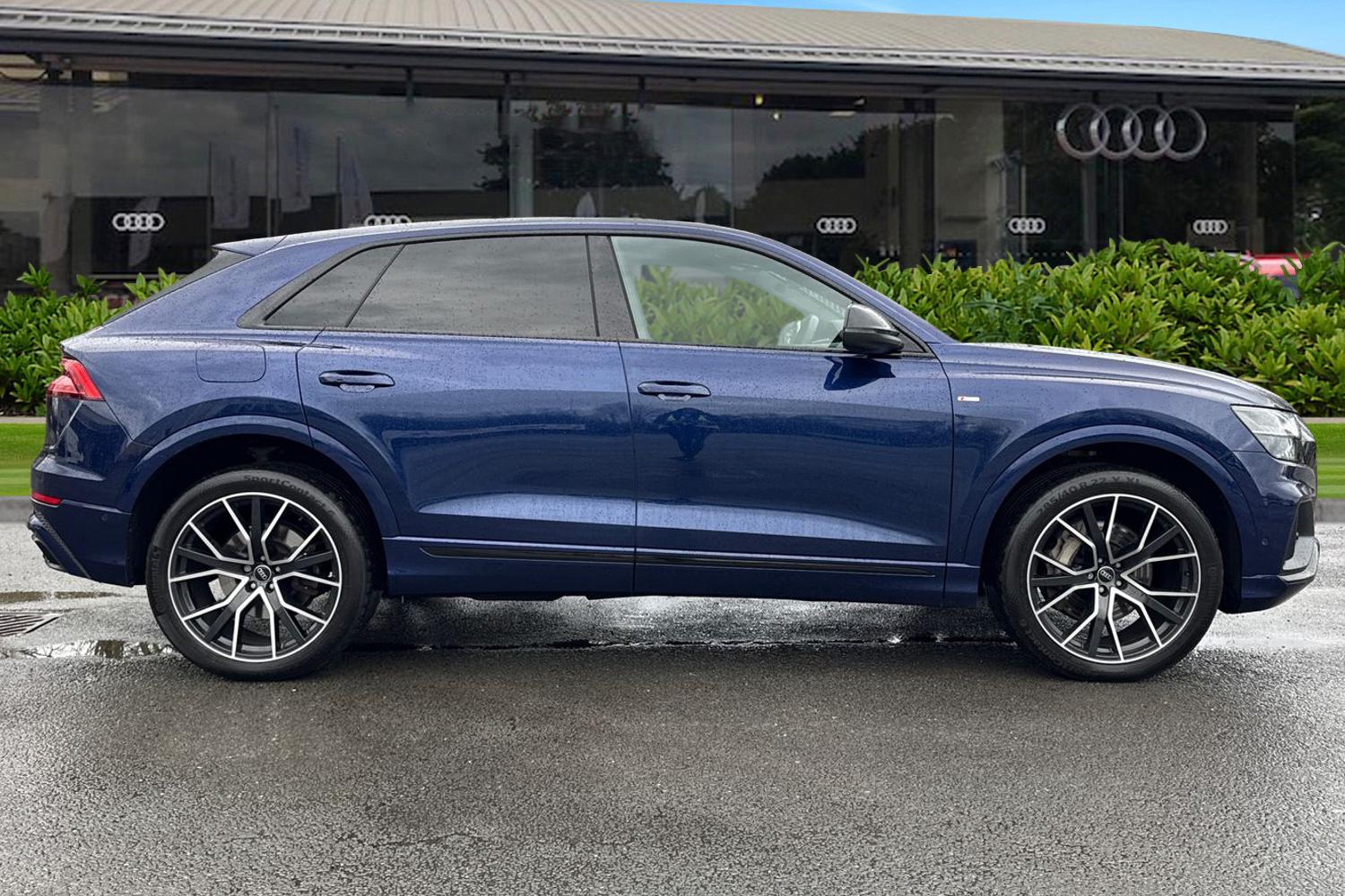 Used Audi Q8 2023 for sale - 76723695: Photo 3
