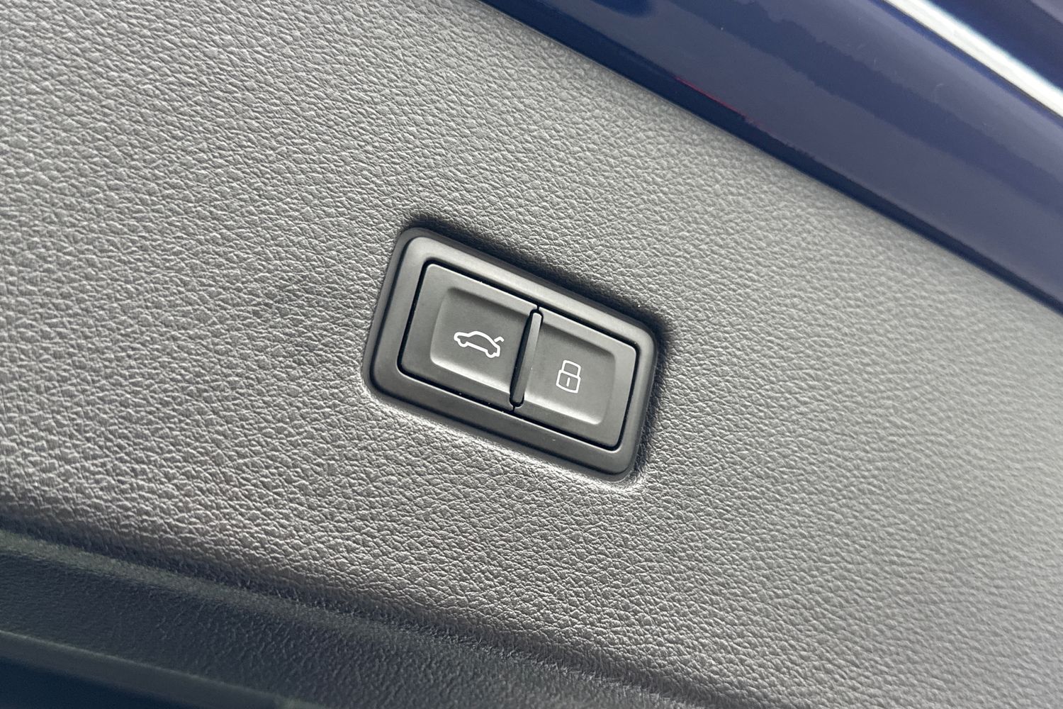 Used Audi Q8 2023 for sale - 76723695: Photo 31