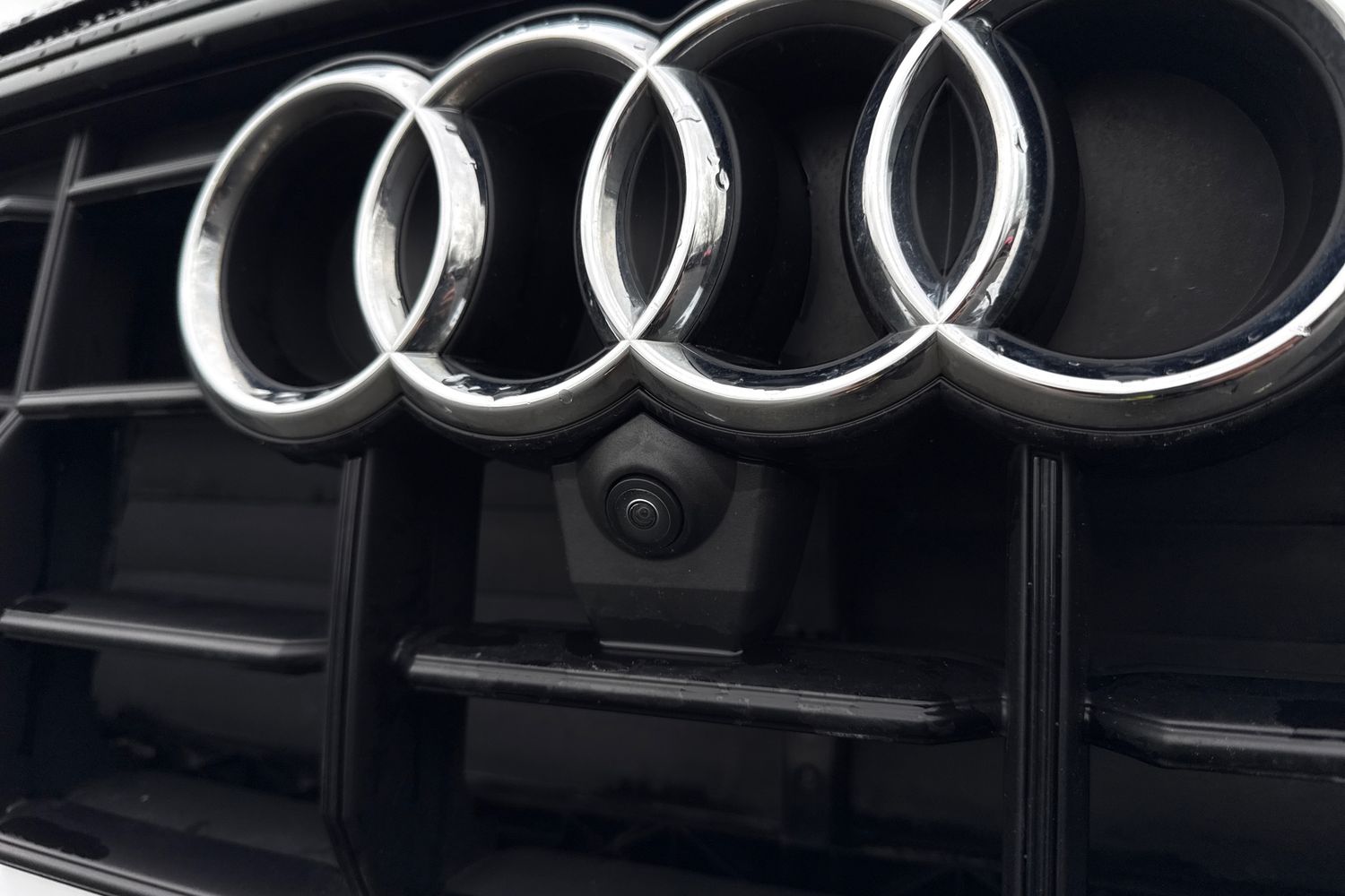 Used Audi Q8 2023 for sale - 76723695: Photo 33