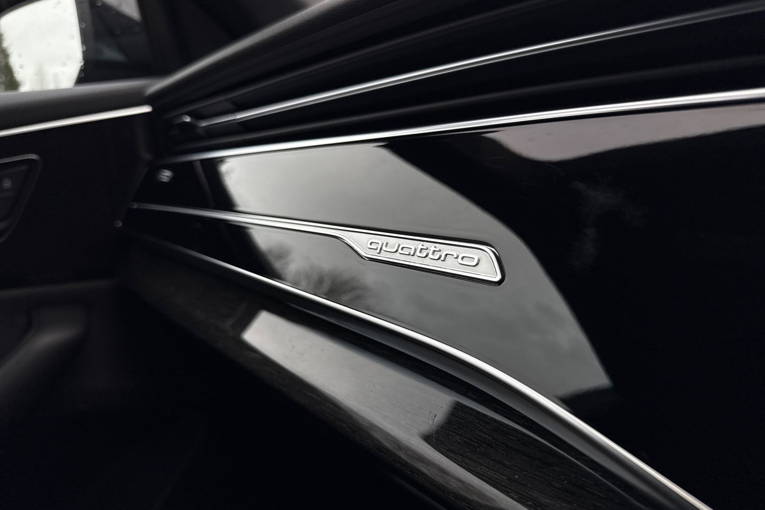 Used Audi Q8 2023 for sale - 76723695: Photo 48