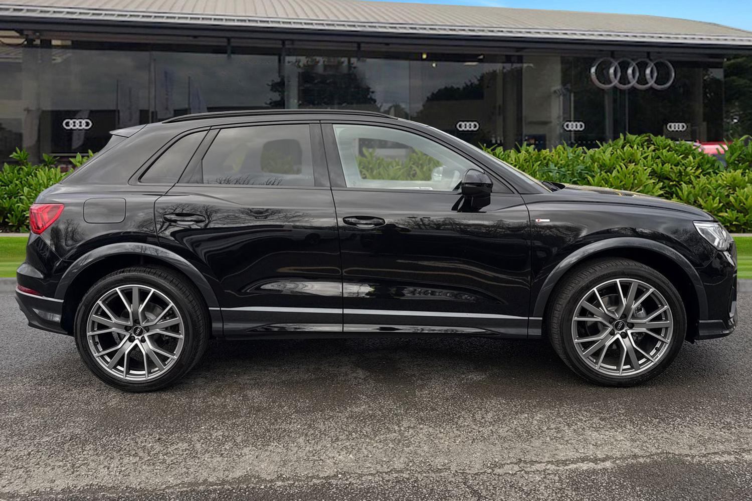 Used Audi Q3 2025 for sale - 77355395: Photo 3