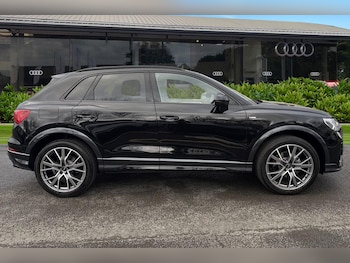 Used Audi Q3 2025 for sale - 77355395: Photo