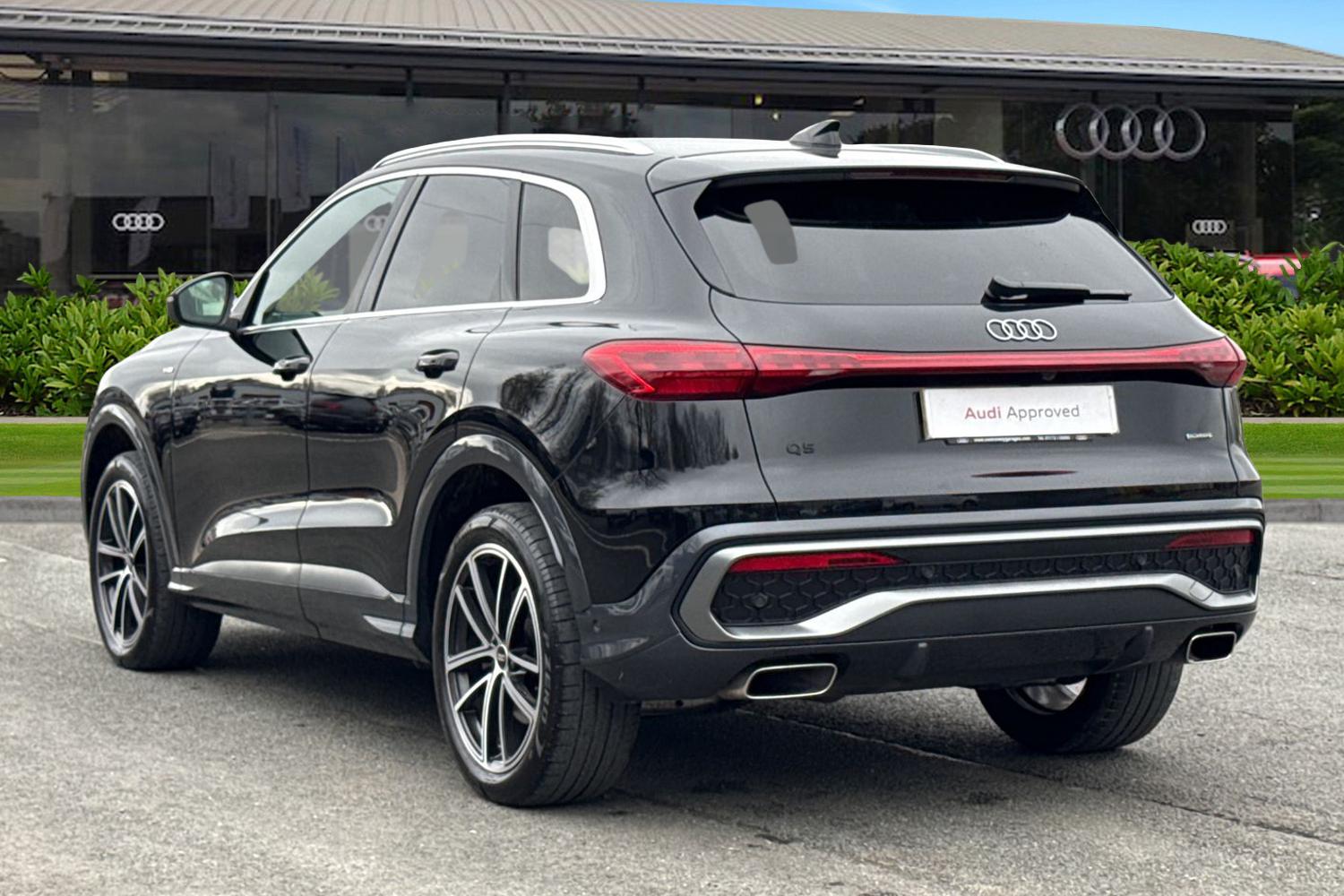 Used Audi Q5 2025 for sale - 77674979: Photo 2