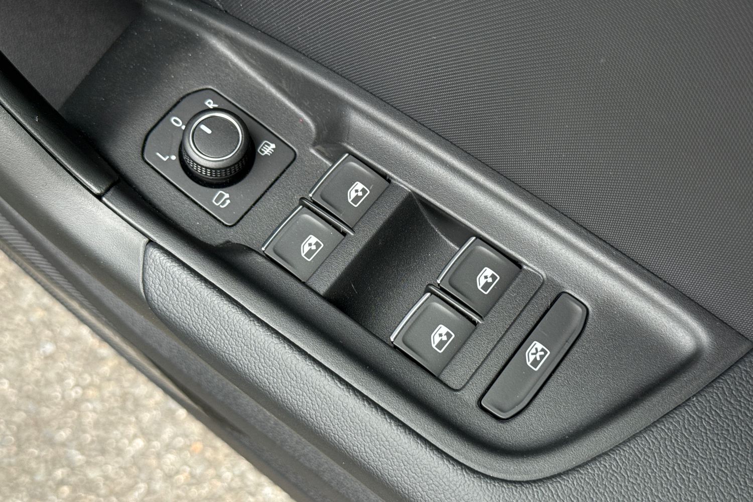 Vehicle 28