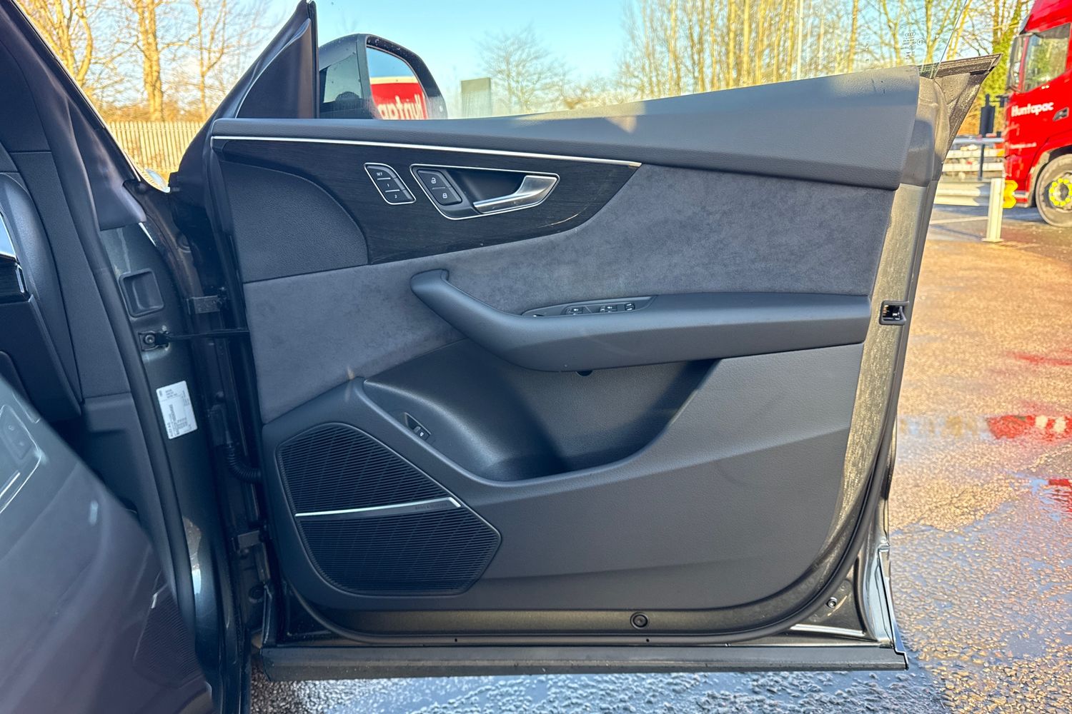 Used Audi Q8 2026 for sale - 76847873: Photo 42