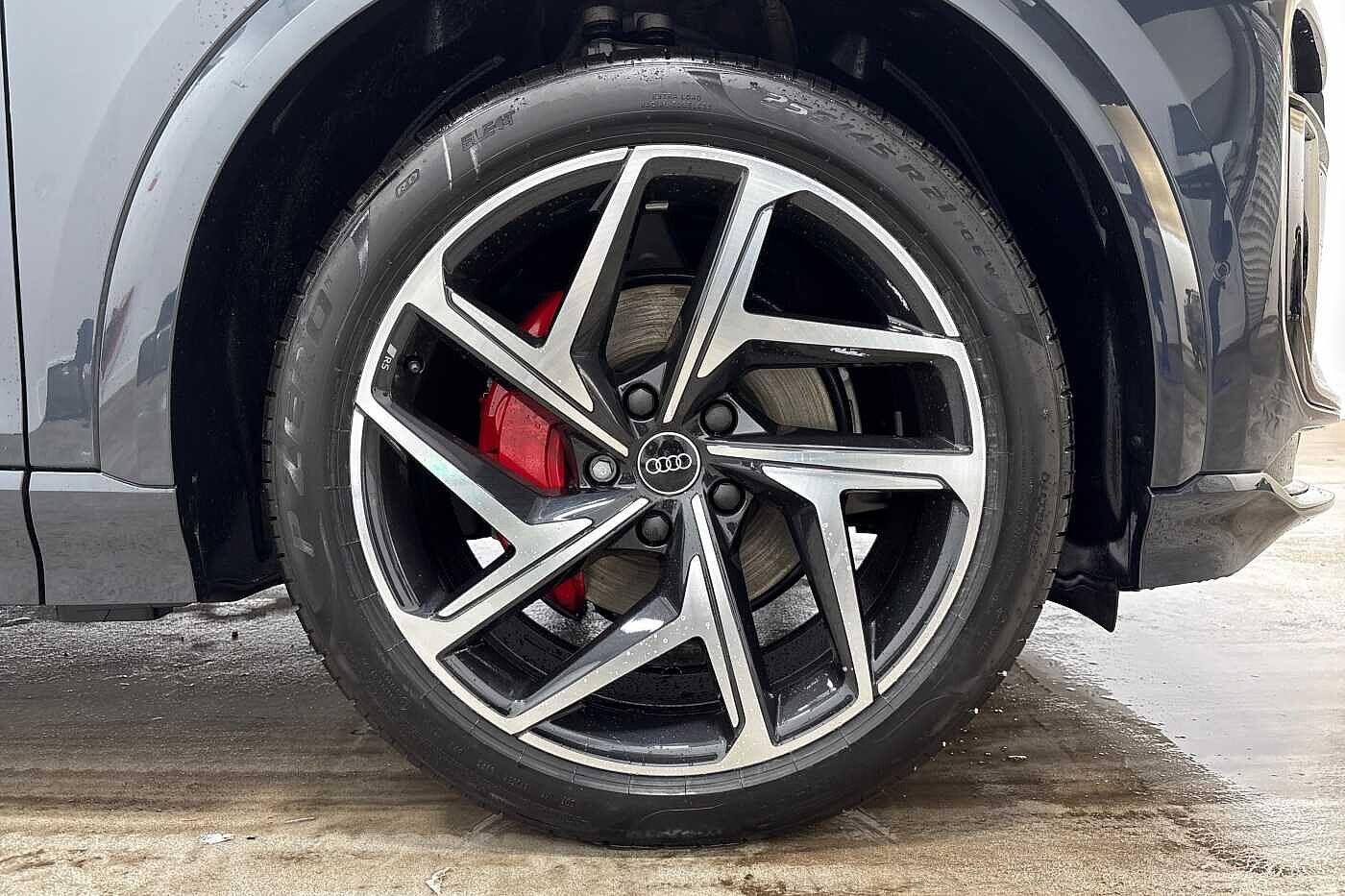 Used Audi Q6 e-tron 2025 for sale - 76641888: Photo 5