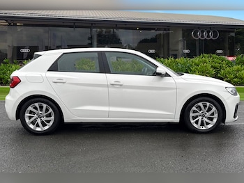 Used Audi A1 2022 for sale - 77477175: Photo