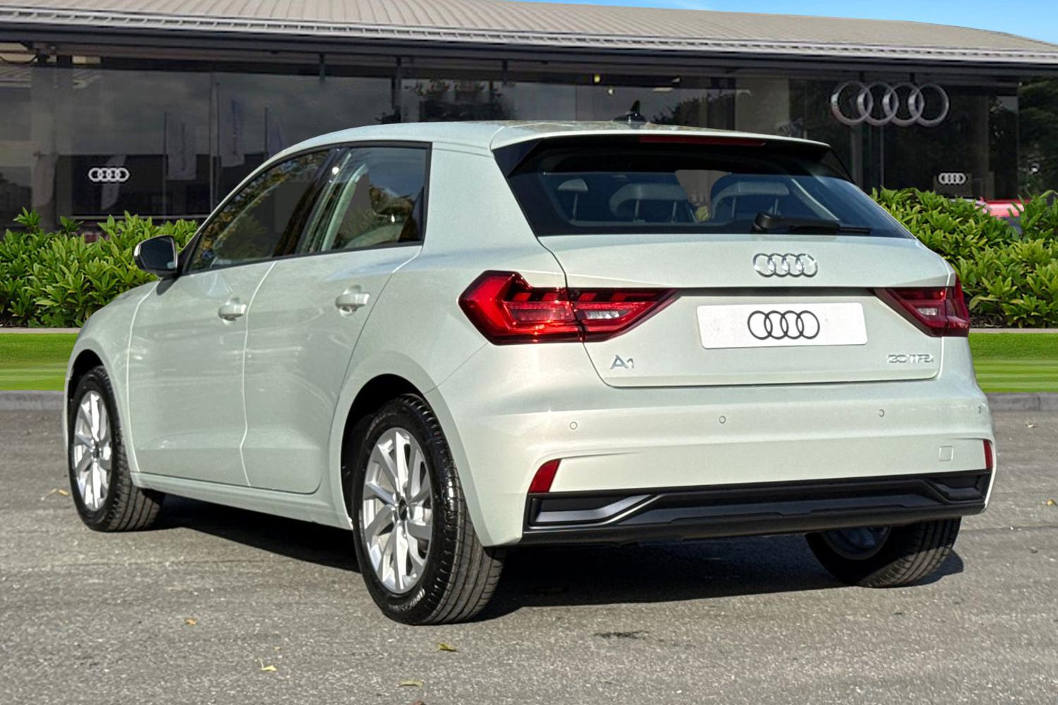 Used Audi A1 2025 for sale - 76353211: Photo 2