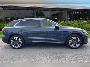 Used Audi Q8 2023 for sale - 77628616: Photo