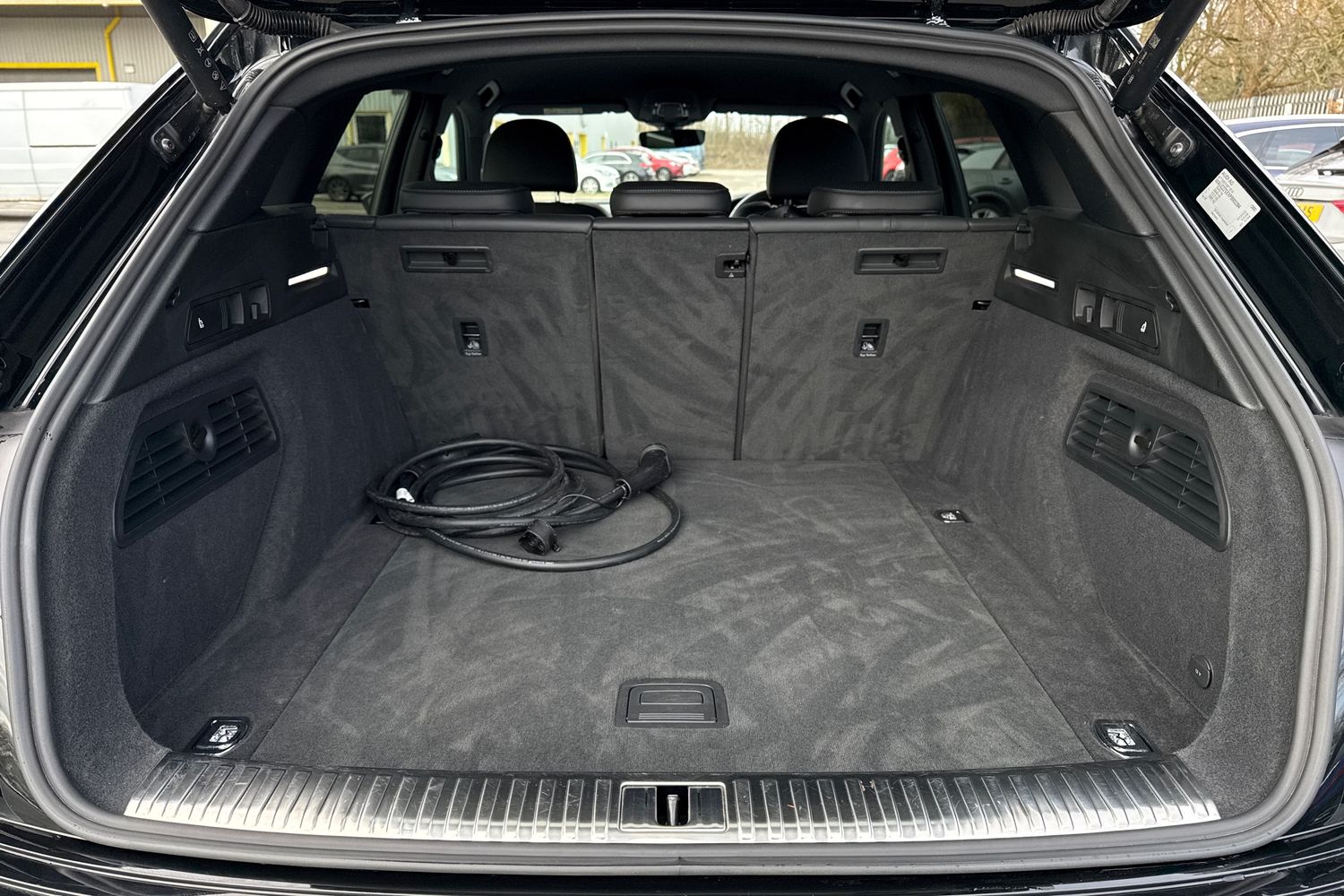 Used Audi e-tron 2022 for sale - 77649229: Photo 7