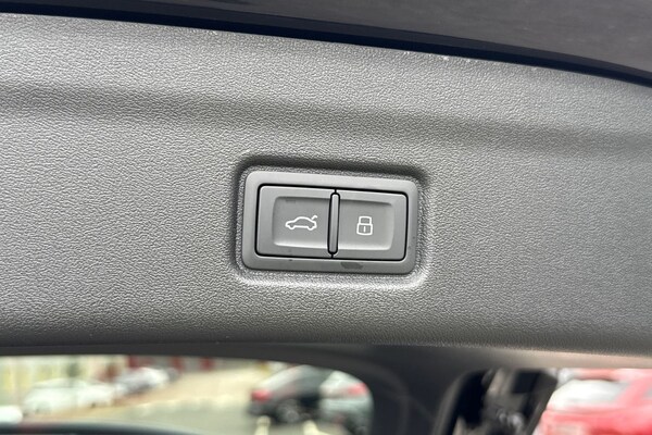 Used Audi Q6 e-tron 2025 for sale - 75026685: Photo 41