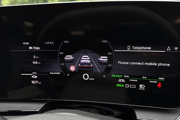 Used Audi Q6 e-tron 2025 for sale - 75026685: Photo 46