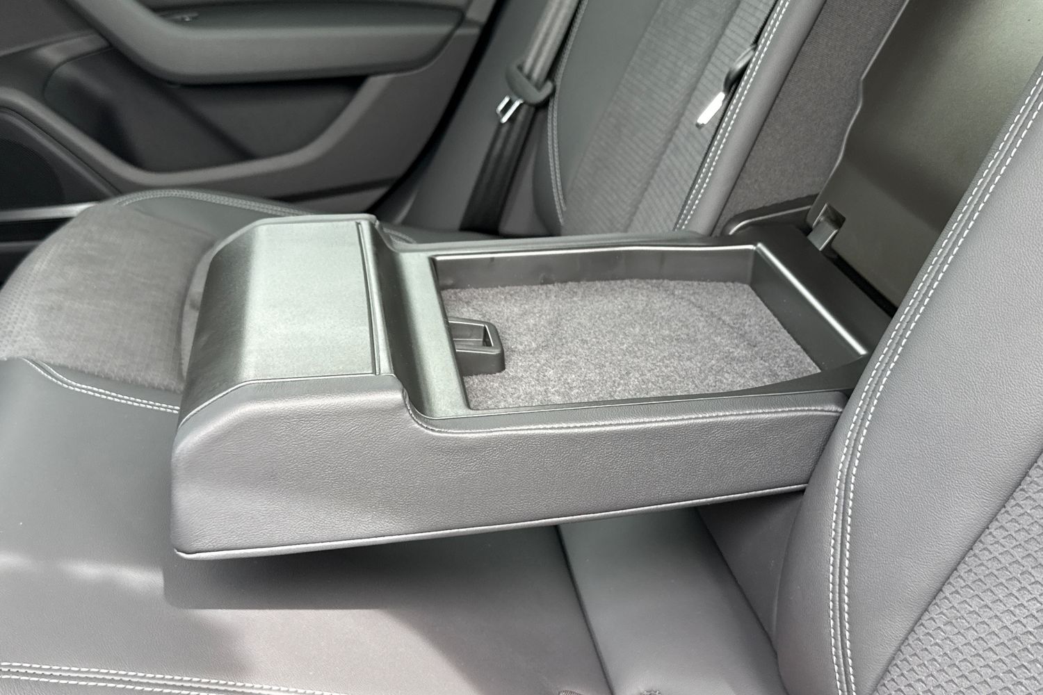 Used Audi A6 Saloon 2025 for sale - 76481008: Photo 41