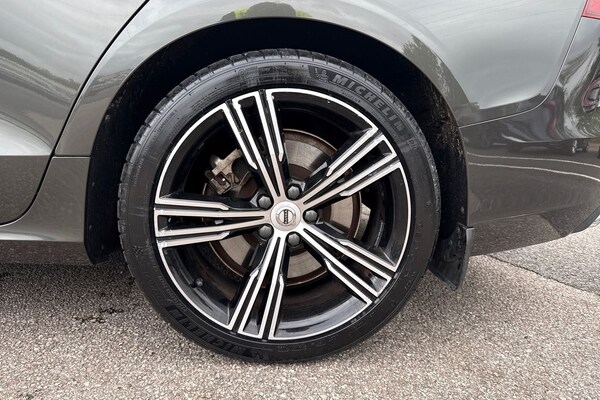 Used Volvo V60 2022 for sale - 76220247: Photo 13