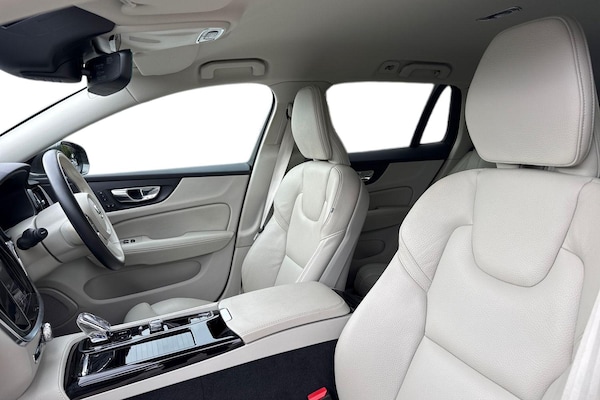 Used Volvo V60 2022 for sale - 76220247: Photo 16