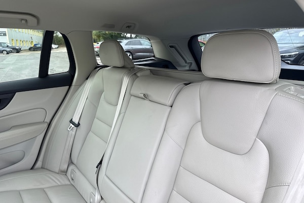 Used Volvo V60 2022 for sale - 76220247: Photo 19