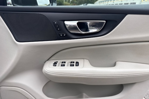 Used Volvo V60 2022 for sale - 76220247: Photo 21