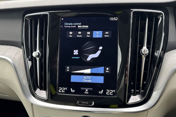 Used Volvo V60 2022 for sale - 76220247: Photo 22