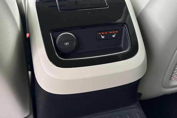 Used Volvo V60 2022 for sale - 76220247: Photo 30