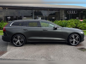 Used Volvo V60 2022 for sale - 76220247: Photo 3