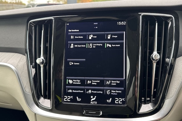 Used Volvo V60 2022 for sale - 76220247: Photo 42
