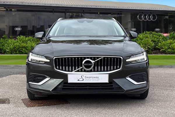 Used Volvo V60 2022 for sale - 76220247: Photo 6