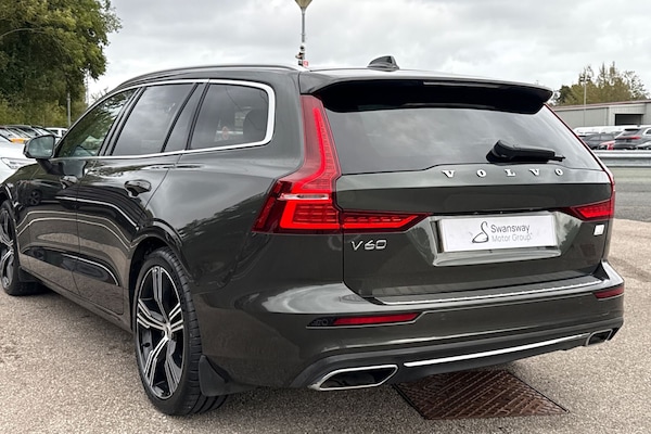 Used Volvo V60 2022 for sale - 76220247: Photo 8