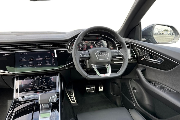 Used Audi Q8 2025 for sale - 75556923: Photo 17