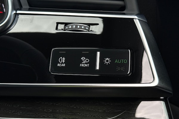 Used Audi Q8 2025 for sale - 75556923: Photo 24