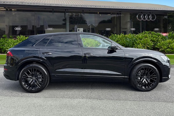 Used Audi Q8 2025 for sale - 75556923: Photo 3
