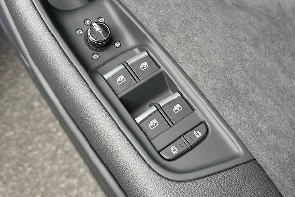 Used Audi Q8 2025 for sale - 75556923: Photo 47