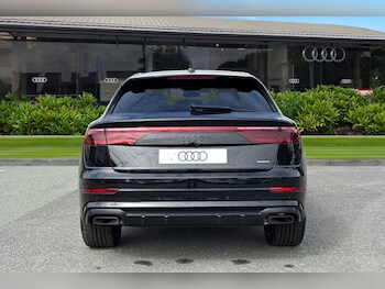 Used Audi Q8 2025 for sale - 75556923: Photo