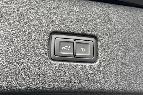 Used Audi Q8 2025 for sale - 75556923: Photo 51
