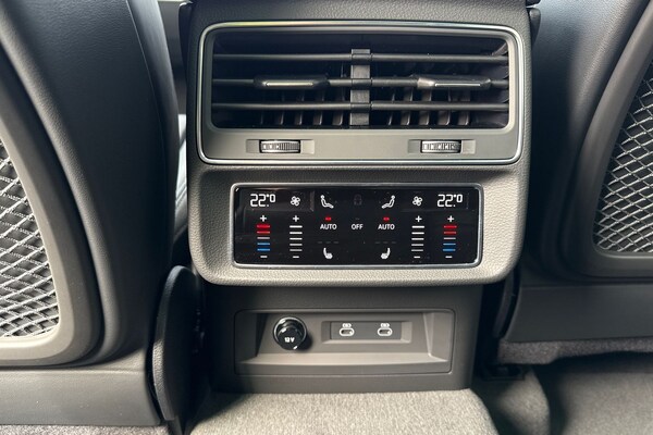 Used Audi Q8 2025 for sale - 75556923: Photo 54